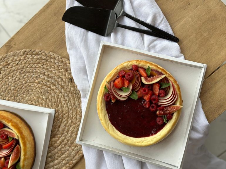 Frutas de estación en la pastelería de Ivonne. Frutas de estación en la pastelería de Ivonne.