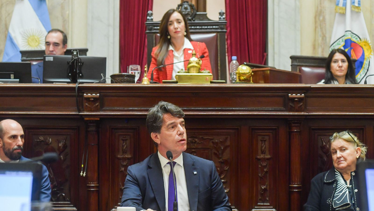 El jefe de Gabinete brindó su informe ante el Senado