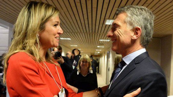 macri recibio a la reina maxima y su familia en villa la angostura