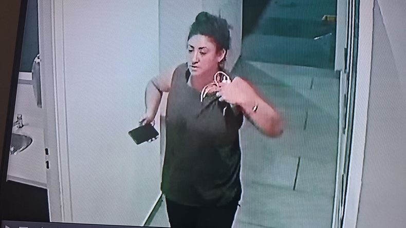 Desesperada búsqueda de una mujer de Neuquén vista por última vez en Cipolletti | LM Neuquen Desesperada búsqueda de una mujer de Neuquén vista por última vez en Cipolletti