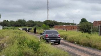 La hija de la víctima encabezó la protesta frente a la Comisaría 50 y pidió respuestas urgentes. La hija de la víctima encabezó la protesta frente a la Comisaría 50 y pidió respuestas urgentes.