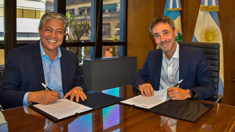 Figueroa gestiona recursos de CFI para más infraestructura urbana