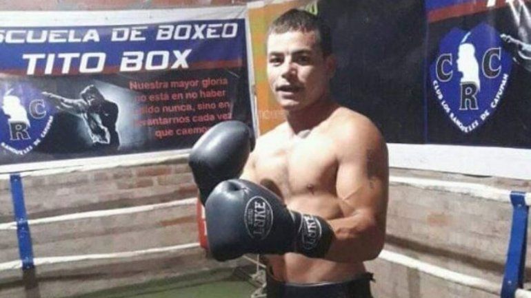 Boxeador mató a su novia cuando sus hijos dormían