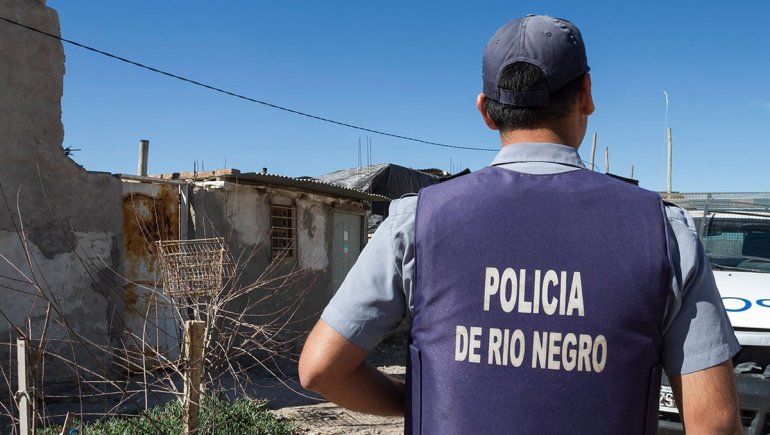 Villa Regina: armaron un picadito en plena cuarentena y los corrió la policía