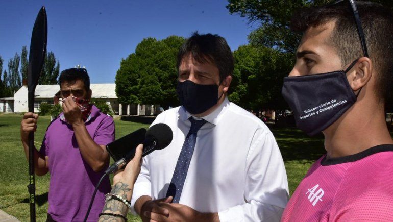 Neuquén tiene su primera Escuela Municipal de Canotaje gratuita