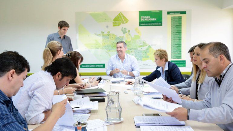 La comisión presidida por Francisco Sánchez se reunió ayer.