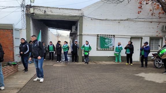 El conflicto continúa en Plottier y sigue escalando en tensión.