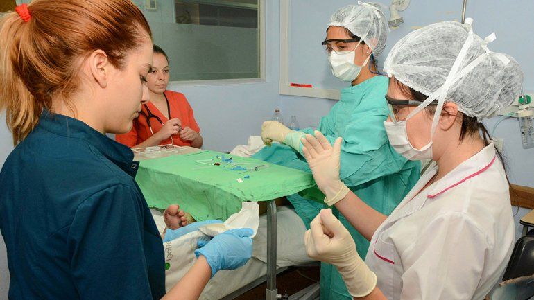 Suman otros 19 profesionales a los hospitales