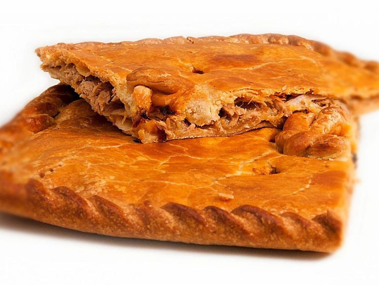 Deliciosa empanada gallega. Receta y origen de un plato fantástico. Deliciosa empanada gallega. Receta y origen de un plato fantástico.