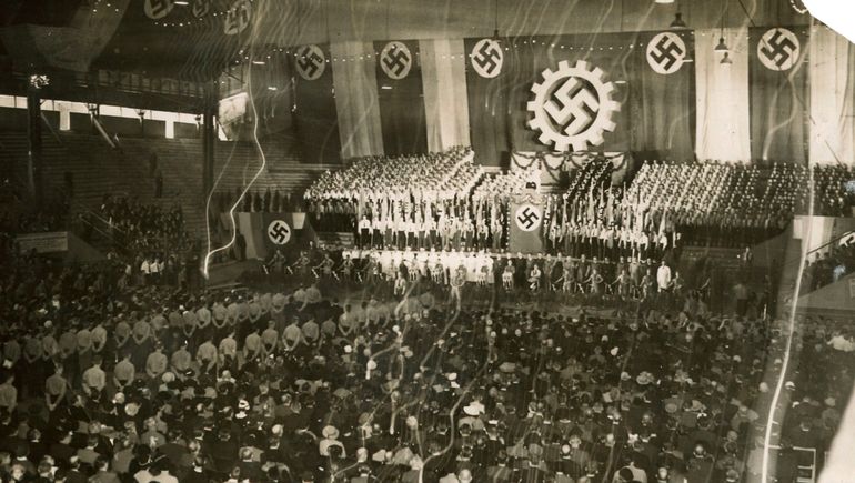 El Gobierno anunció que desclasificará documentos sobre nazis refugiados en la Argentina