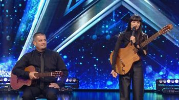 la neuquina que brillo en got talent: toca la guitarra por un mensaje de su abuelo muerto la neuquina que brillo en got talent: toca la guitarra por un mensaje de su abuelo muerto