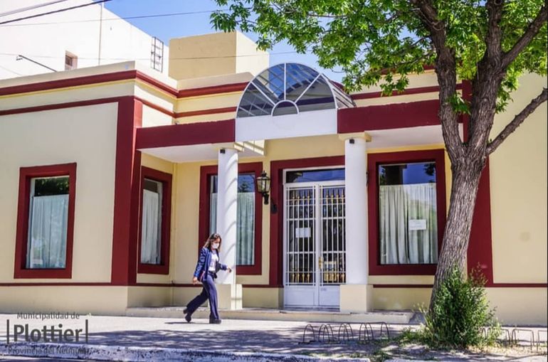 El nuevo puesto de trabajo de Gloria Ruiz: Biblioteca 30 de Octubre, Plottier. El nuevo puesto de trabajo de Gloria Ruiz: Biblioteca 30 de Octubre, Plottier.