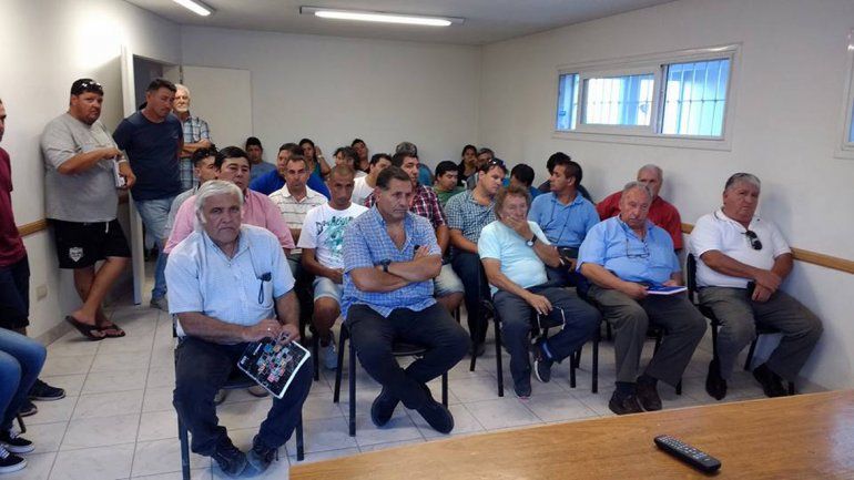 La asamblea fue un éxito. Participaron los 24 clubes.