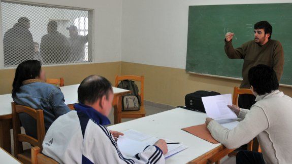 Cayó fuerte la matrícula de los presos que estudian en 2020