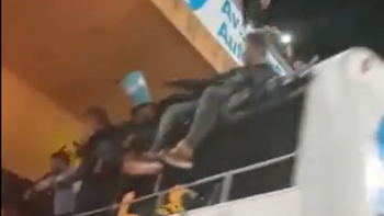 impactante: el festejo de los jugadores de belgrano que casi termina en tragedia impactante: el festejo de los jugadores de belgrano que casi termina en tragedia