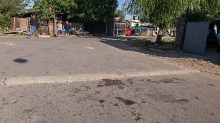 Violenta balacera terminó con dos muertos y ochos heridos en Rosario