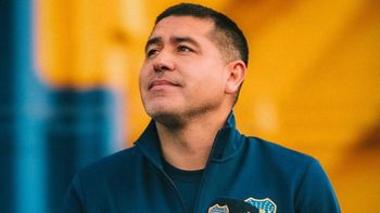 El presidente de Boca, Juan Román Riquelme, cerró varias ventas importantes.