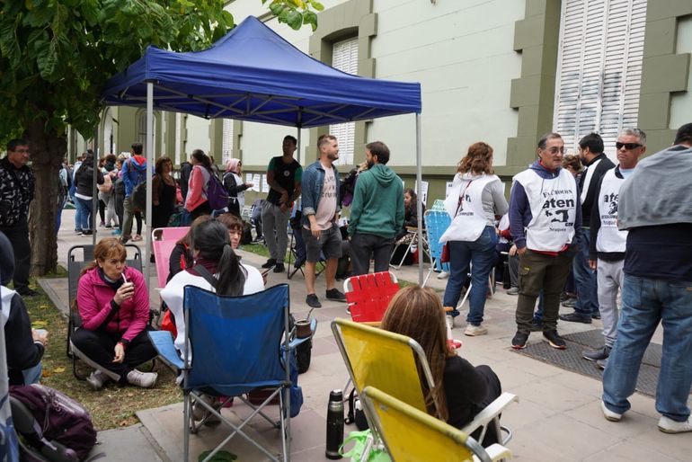 Paro de ATEN: A cuántos docentes les hicieron descuentos y cuándo les pagan