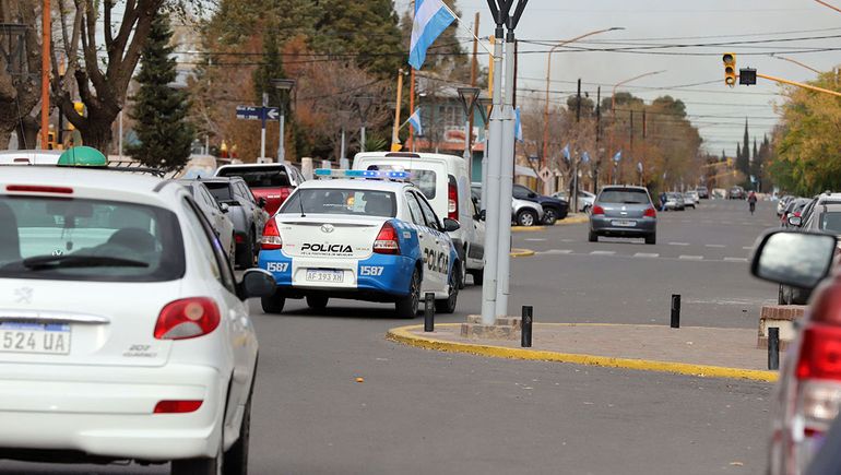 Dos adoelescentes de 16 y 18 años fueron asesinados en la madrugada de este martes en Cutral Co.