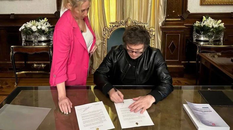 extraordinarias del 10 al 30: milei acelera presupuesto 2026, reforma laboral y nuevo codigo penal extraordinarias del 10 al 30: milei acelera presupuesto 2026, reforma laboral y nuevo codigo penal