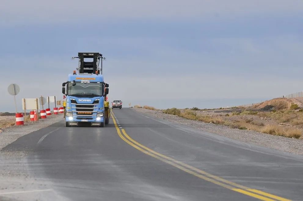 Avanza la ampliación de la Ruta 67, el corredor que aliviará el tránsito hacia Vaca Muerta (Foto: Gobierno de Neuquén)