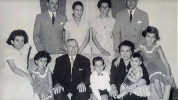 Ramón Chao y familia. Ramón Chao y familia.