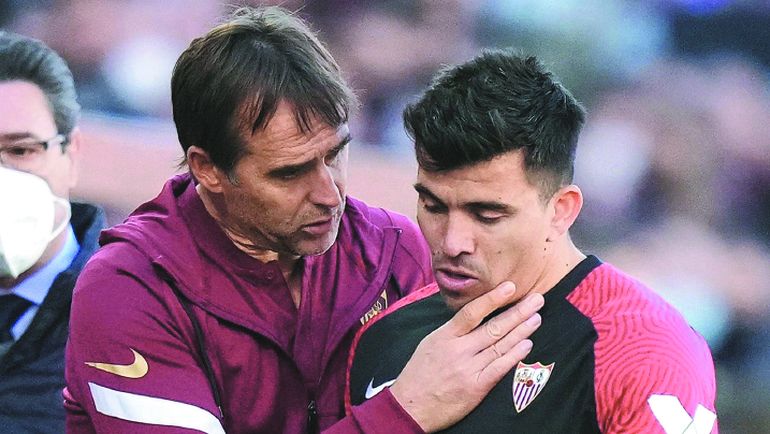 Acuña junto a Lopetegui.