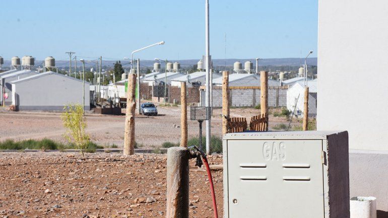 Seis barrios denunciaron olor a gas y no encuentran la pérdida