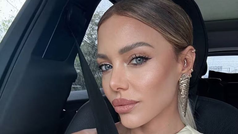 Bomba: Evangelina Anderson estaría saliendo con un famoso cantante