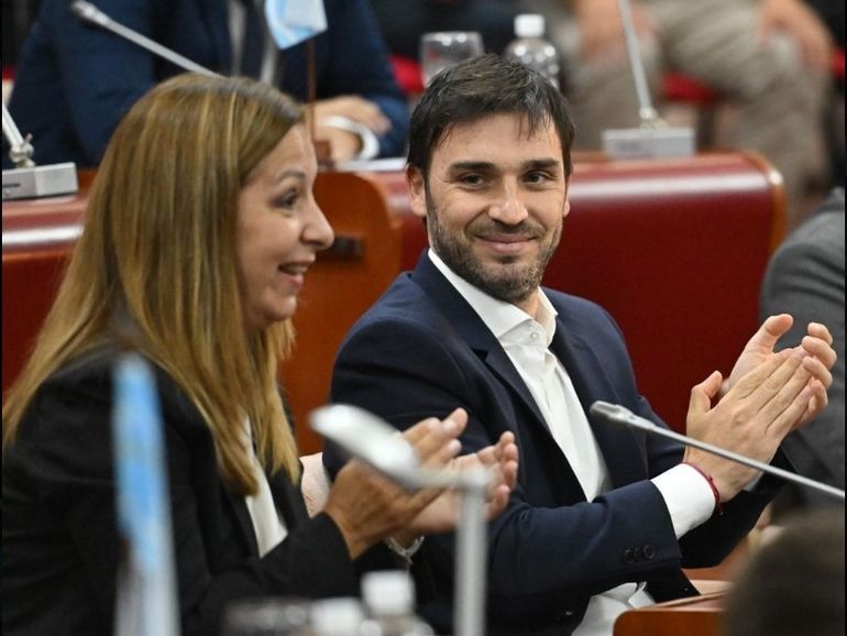 La diputada Andrea Aguilera y el gobernador de Chubut, Ignacio La diputada Andrea Aguilera y el gobernador de Chubut, Ignacio