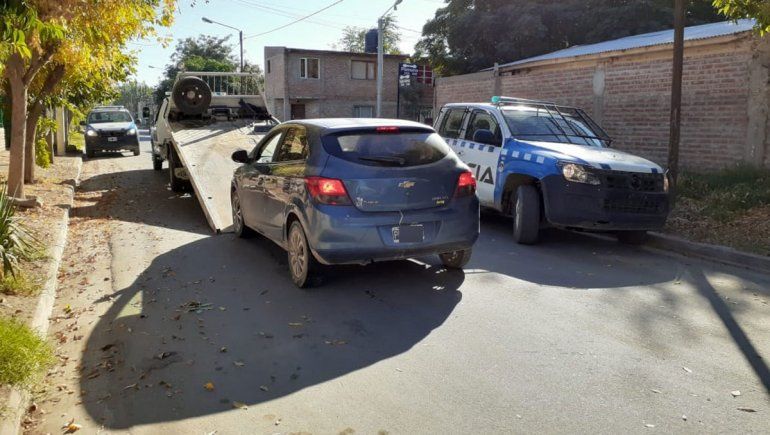 Recuperan un auto robado en Huincul después de 10 meses