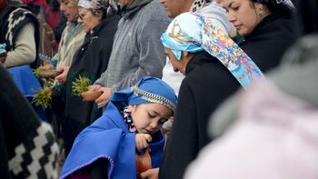 La celebración del Año Nuevo Mapuche. La celebración del Año Nuevo Mapuche.
