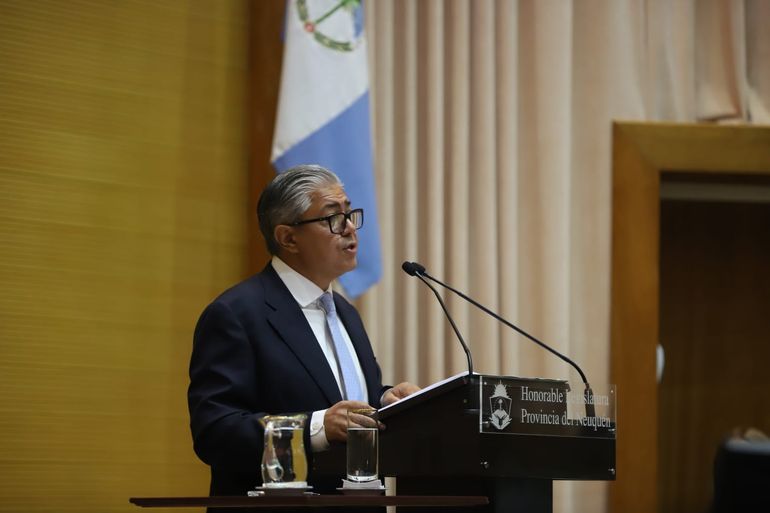 Rolando Figueroa dio apertura a las sesiones ordinarias de la Legislatura / Foto