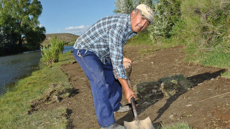 Juan Félix Videla, el buscavidas que ahora viste los jardines de Mariano Moreno
