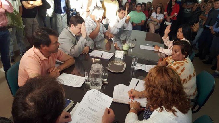 El Concejo Deliberante aprobó la suspensión del intendente