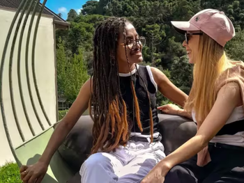 Francília y Luiza se conocieron en un convento y hoy están casadas. Foto: archivo personal tomada de BBC Brasil Francília y Luiza se conocieron en un convento y hoy están casadas. Foto: archivo personal tomada de BBC Brasil
