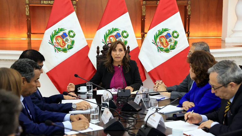 Perú: el Congreso podría adelantar las elecciones