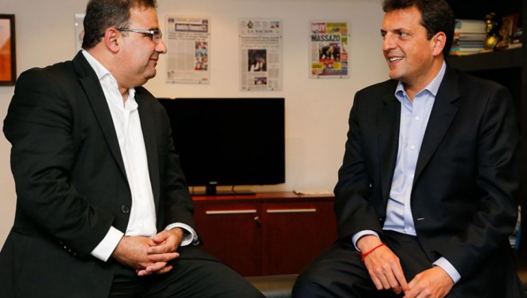 El gobernador Jalil y Massa