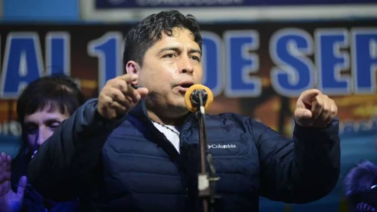 El gobernador de Santa Cruz