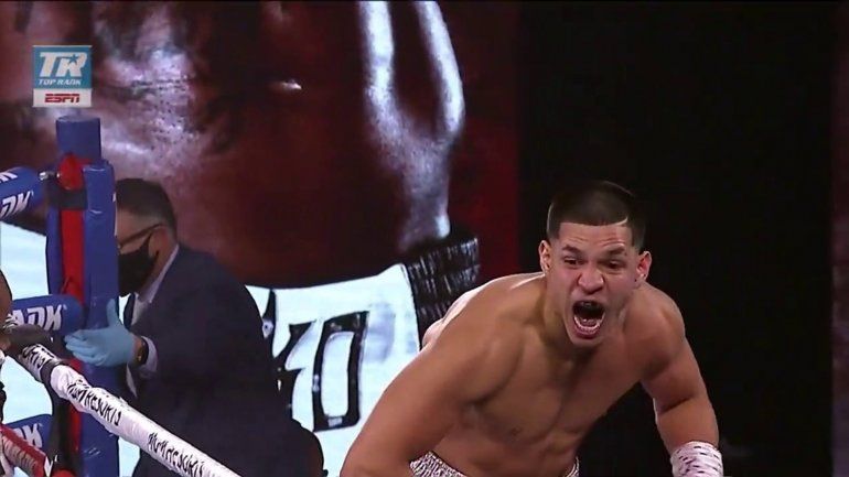 El festejo de Berlanga tras uno de sus triunfos.