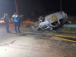 La tragedia ocurrió en la madrugada del lunes en Entre Ríos, cerca de Chajarí. La tragedia ocurrió en la madrugada del lunes en Entre Ríos, cerca de Chajarí.