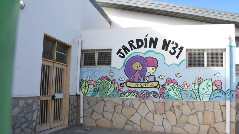 Abusos en el Jardín 31: el profesor condenado seguirá detenido hasta 2026 | LM Neuquen Abusos en el Jardín 31: el profesor condenado seguirá detenido hasta 2026