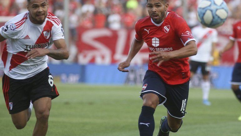 Un River golpeado vs un Independiente eliminado
