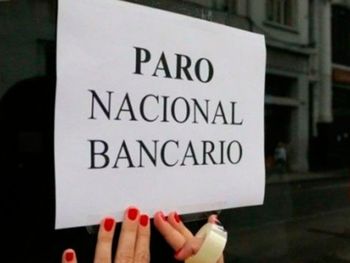 La medida de fuerza implica la reducción del horario de atención. La medida de fuerza implica la reducción del horario de atención.