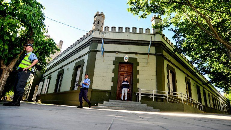 Gobierno pide que le autoricen deuda por $11 mil millones