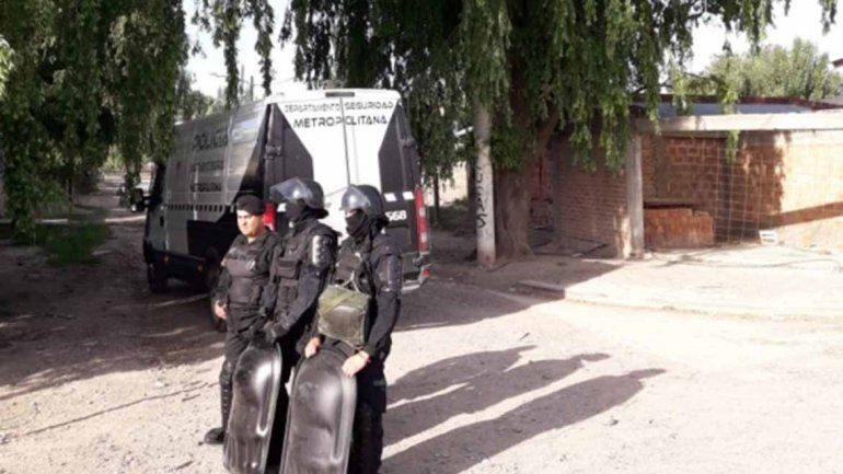 Valentina Sur: cayó por amenazar a un vecino con un arma