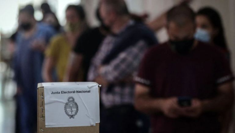 La veda electoral comenzó el viernes y se mantendrá hasta el domingo a las 21.