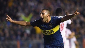 wanchope le dio un impulso hacia el titulo: boca le gano 2 a 0 a union
