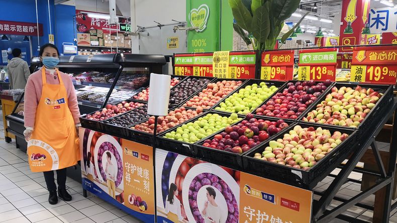 Chile realiza fuertes promociones en las góndolas sobre sus productos en los mercado de China.