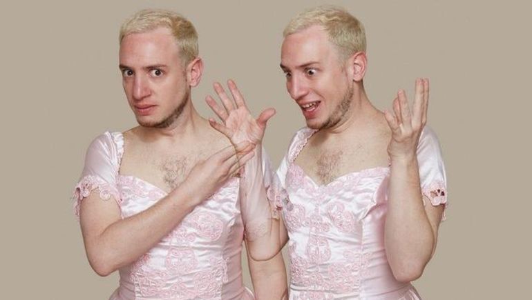 Martín Rechimuzzi llega a Neuquén con su aclamada comedia Alejandra, una Perforación a Cielo Abierto